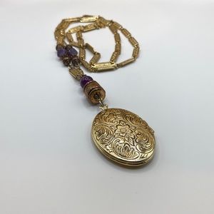 Gorgeous Vintage 1928 Signed Locket